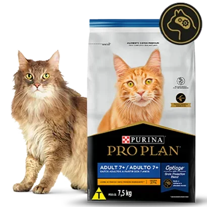 Ração Pro Plan Adult 7+ ao lado de um gato sênior na card do produto