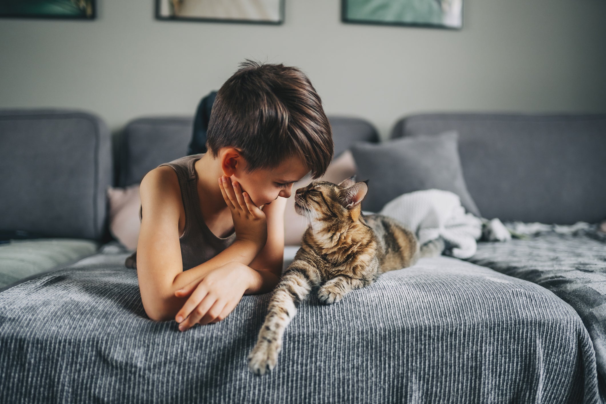 Crianças e animais de estimação ensinam muito um ao outro